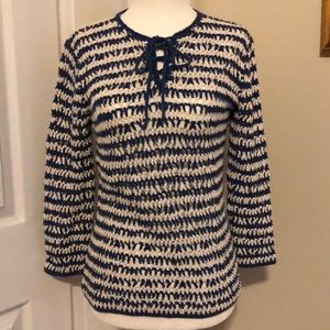 Maternity crocheted sweater slim fit